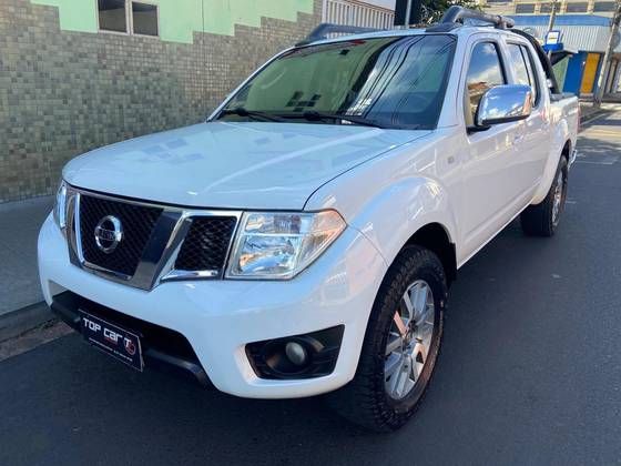 NISSAN FRONTIER 2.5 SL 4X4 CD TURBO ELETRONIC DIESEL 4P AUTOMÁTICO NISSAN FRONTIER 2.5 SL 4X4 CD TURBO ELETRONIC DIESEL 4P AUTOMÁTICO